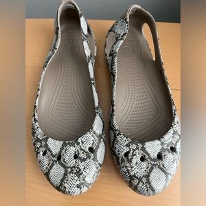 Womens Crocs Kadee Snake Print Slip On Mary Jane Loafers Shoes